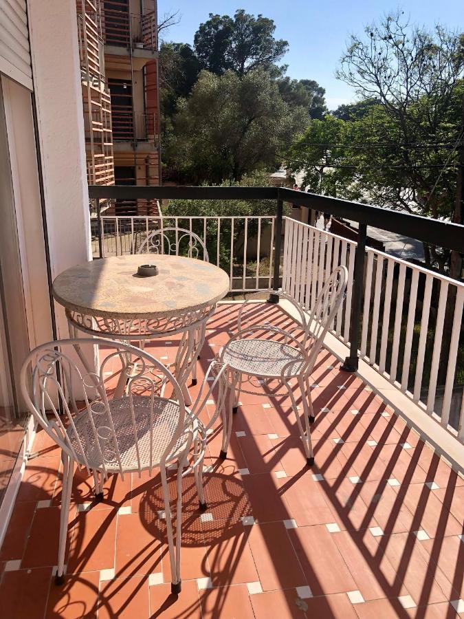 Familia, Amigos Y Playa Apartment Salou Luaran gambar
